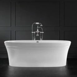 New 🧨 Victoria+Albert® Warndon 67 x 31-1/2 in. Freestanding Bathtub with Center Drain in Englishcast™ White 😀